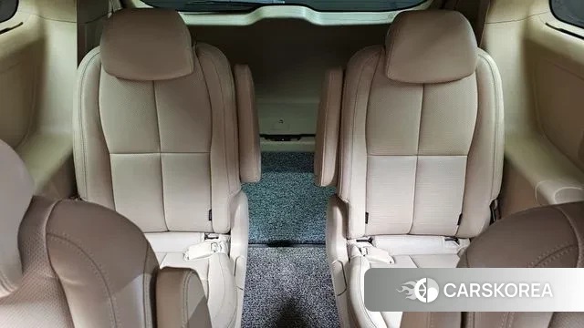 Kia The New Carnival 2018 Черный из Кореи, фото 3