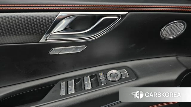 Genesis GV80 Coupe 2024 Черный из Кореи, фото 3