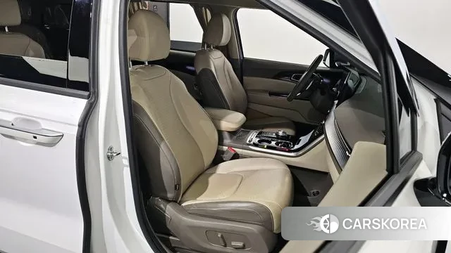 Kia Carnival 4th generation 2023 Белый из Кореи, фото 3