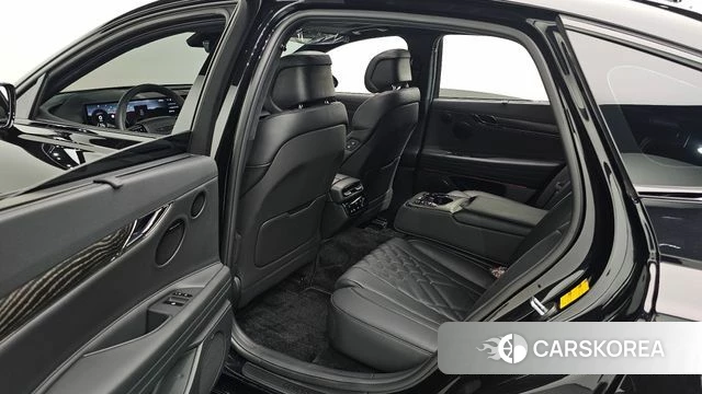 Genesis G80 (RG3) 2026 Черный из Кореи, фото 3