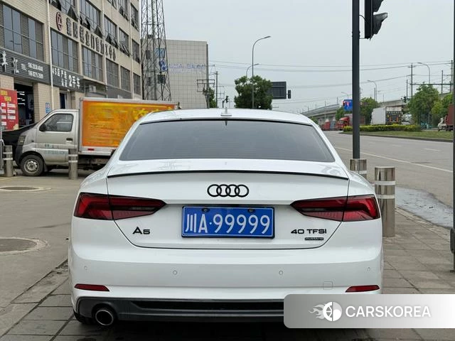 Audi A5 2018 Белый из Китая, фото 3