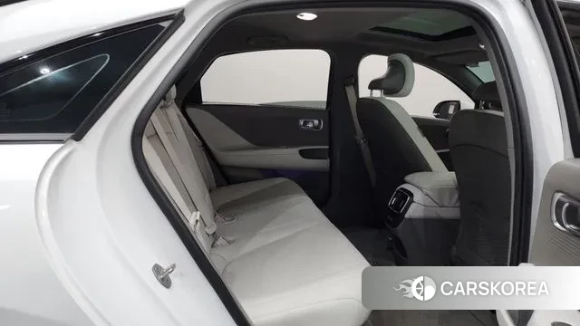 Hyundai Ionic 6 2023 Белый из Кореи, фото 3