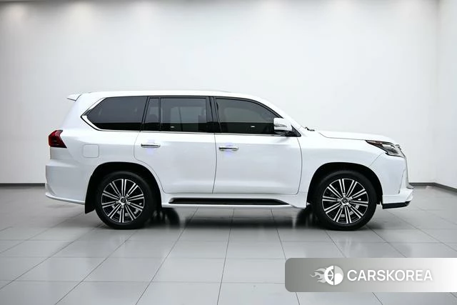 Lexus LX 2022 Белый из Китая, фото 3