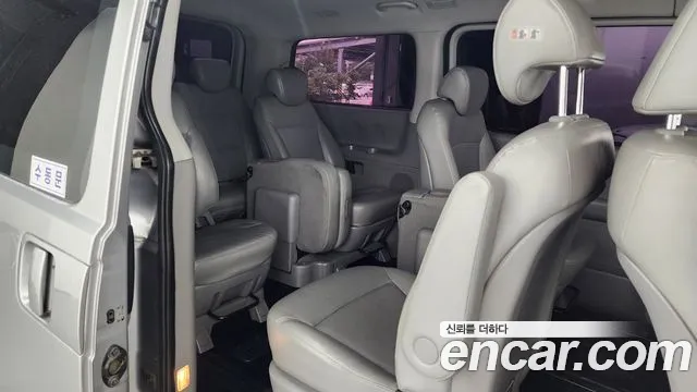 Hyundai The New Grand Starex 2018 Серебряный из Кореи, фото 3