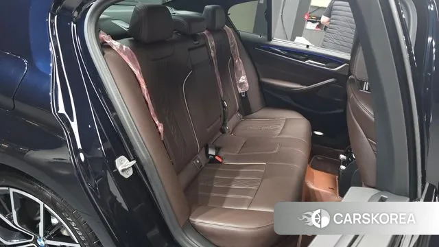 BMW 5 Series (G30) 2023 Черный из Кореи, фото 3