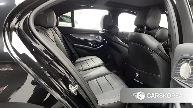 Mercedes-Benz E-Class W213 2022 Черный из Кореи, фото 3