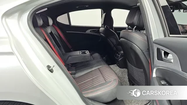 Genesis The New G70 2021 Белый из Кореи, фото 3