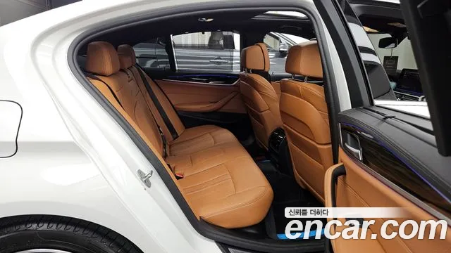 BMW 5 Series (G30) id 2657117 из Кореи 3