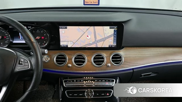 Mercedes-Benz E-Class W213 2018 Черный из Кореи, фото 3