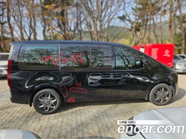 Hyundai Staria 2021 Черный из Кореи, фото 3