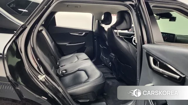 Kia EV6 2022 Черный из Кореи, фото 3