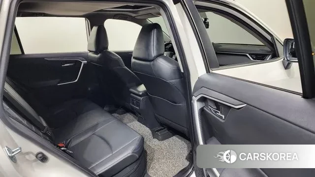 Toyota RAV4 5th Generation 2021 Белый из Кореи, фото 3