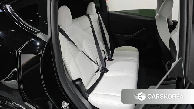 Tesla Model Y 2023 Черный из Кореи, фото 3