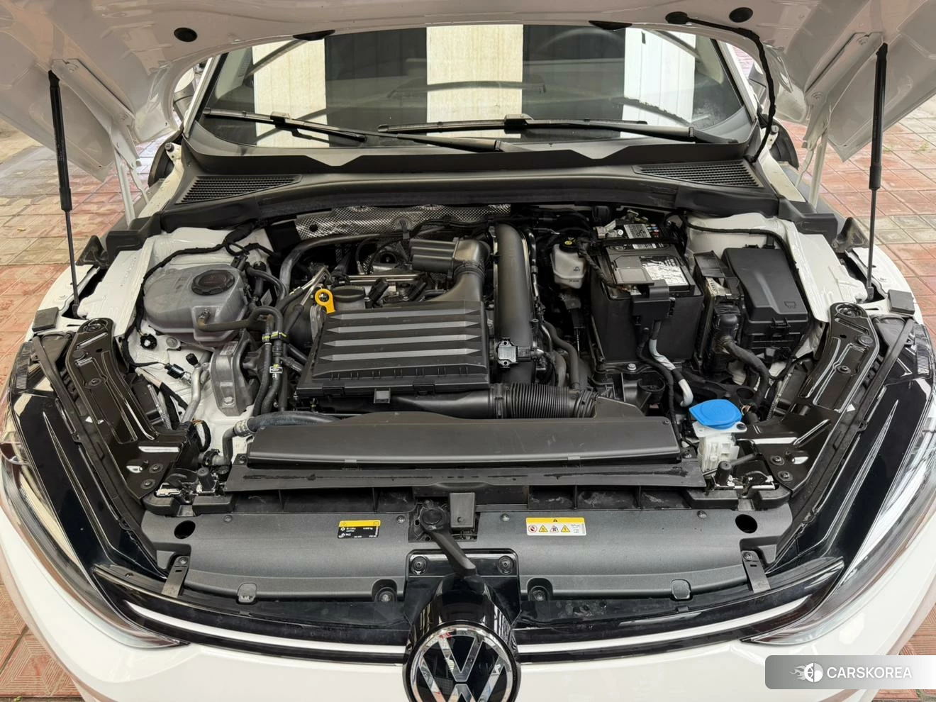 Volkswagen Lingdu 2023 Белый из Китая, фото 3