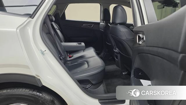 Kia Sportage 5th Generation 2022 Белый из Кореи, фото 3