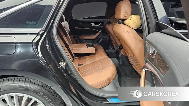 Audi A6 (C8) 2020 Черный из Кореи, фото 3