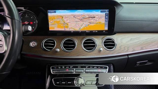 Mercedes-Benz E-Class W213 2019 Черный из Кореи, фото 3