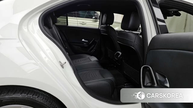 Mercedes-Benz A-Class W177 2020 Белый из Кореи, фото 3