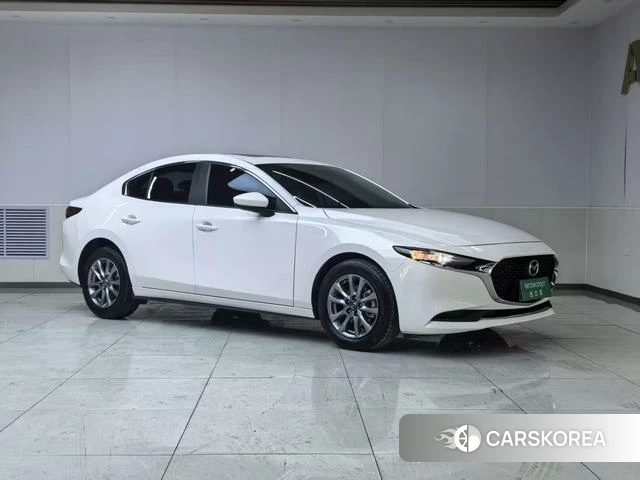 Mazda 3 Angkesaila 2022 Белый из Китая, фото 3