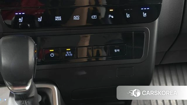 Hyundai Staria 2022 Желтый из Кореи, фото 3