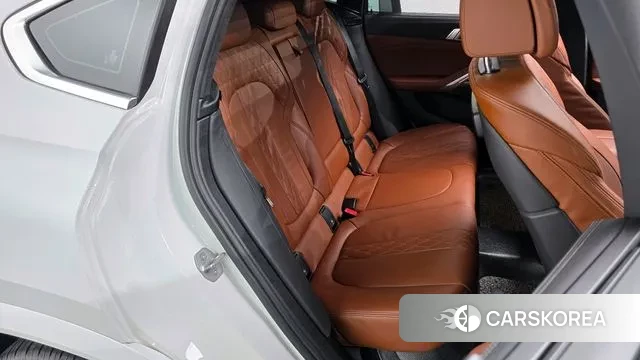 BMW X6 (G06) 2022 Белый из Кореи, фото 3