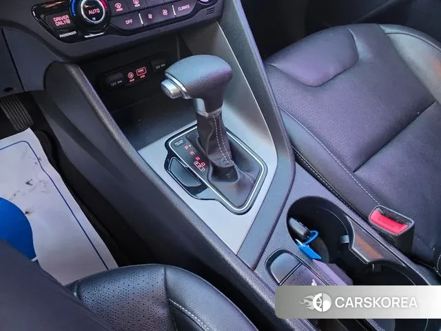 Kia Niro 2018 Серебряный из Кореи, фото 3