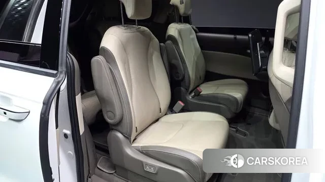 Kia Carnival 4th generation 2022 Белый из Кореи, фото 3
