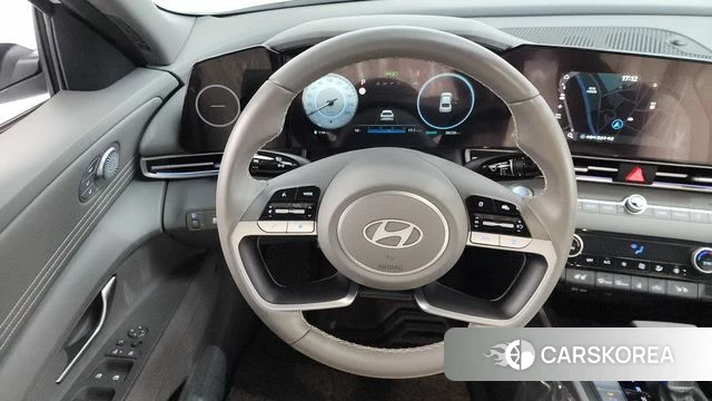 Hyundai The New Avante (CN7) 2024 Белый из Кореи, фото 3