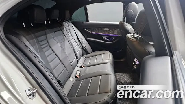 Mercedes-Benz E-Class W213 2022 Белый из Кореи, фото 3