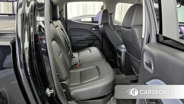 Chevrolet (GM Daewoo) Real New Colorado 2021 Черный из Кореи, фото 3