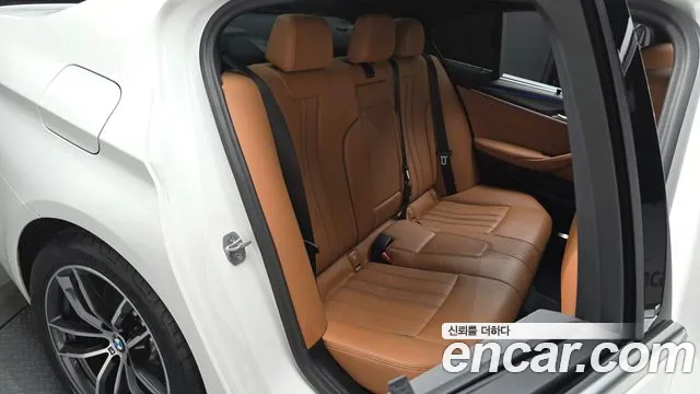 BMW 5 Series (G30) 2022 Белый из Кореи, фото 3