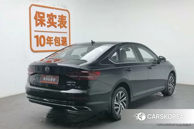 Volkswagen Lavida 2022 Черный из Китая, фото 3