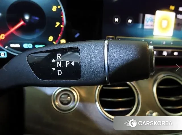 Mercedes-Benz E-Class W213 2022 Серебряный из Кореи, фото 3