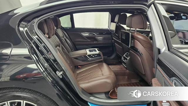 BMW 7 Series (G11) 2019 Черный из Кореи, фото 3