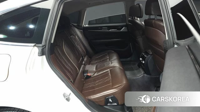 BMW 6 Series GT (G32) 2019 Белый из Кореи, фото 3