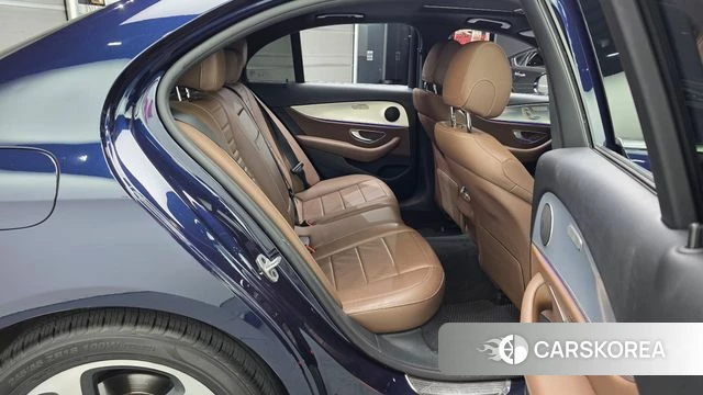 Mercedes-Benz E-Class W213 2019 Синий из Кореи, фото 3