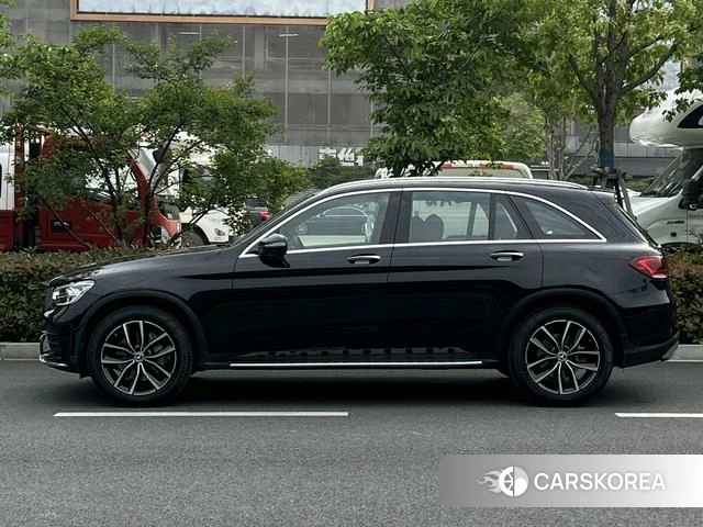 Mercedes-Benz GLC 2021 Черный из Китая, фото 3