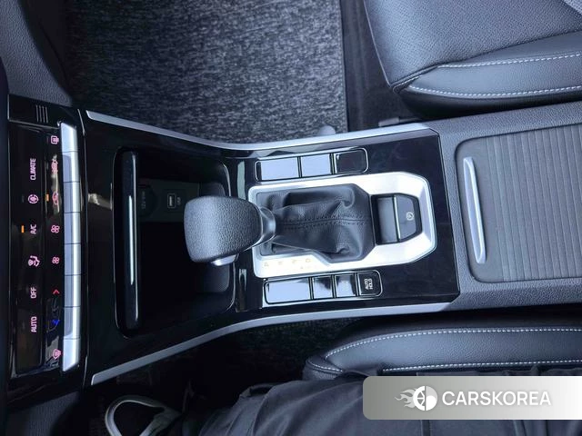 Kia K3 2022 Белый из Китая, фото 3