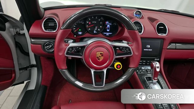 Porsche 718 Boxster 2022 Серебристо-серый из Кореи, фото 3