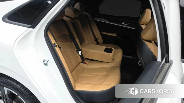 Kia K5 3rd generation 2022 Белый из Кореи, фото 3