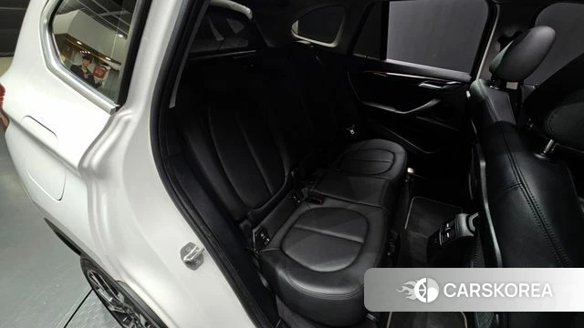 BMW X1 (F48) 2022 Белый из Кореи, фото 3
