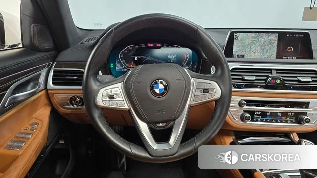 BMW 7 Series (G11) 2021 Белый из Кореи, фото 3