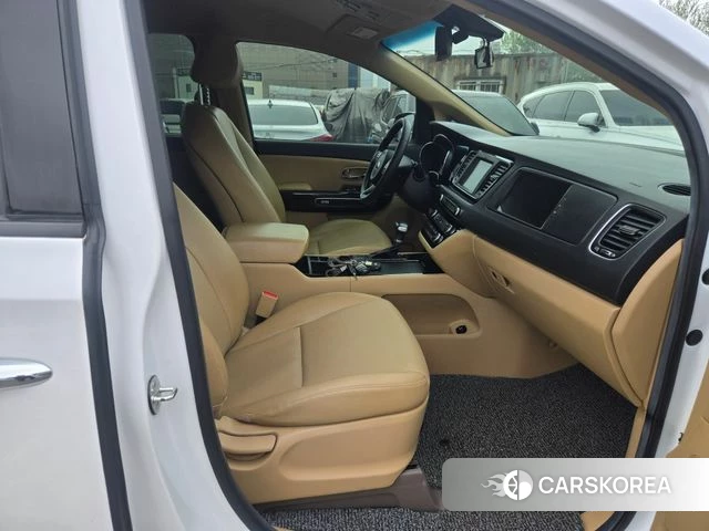 Kia All New Carnival 2018 Белый из Кореи, фото 3