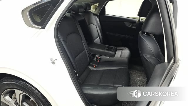 Kia Come New K3 2018 Белый из Кореи, фото 3