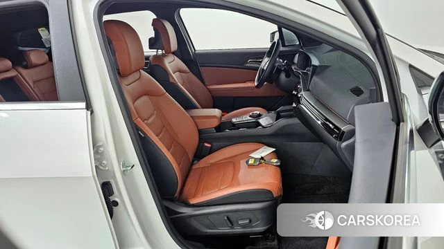 Kia The New Sportage 5th Generation Hybrid 2025 Белый из Кореи, фото 3