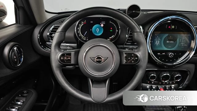 Mini Cooper Clubman 2024 Серебристо-серый из Кореи, фото 3