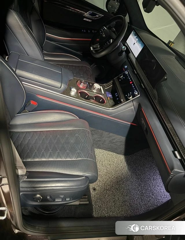 Genesis GV80 Coupe 2023 Фиолетовый из Кореи, фото 3