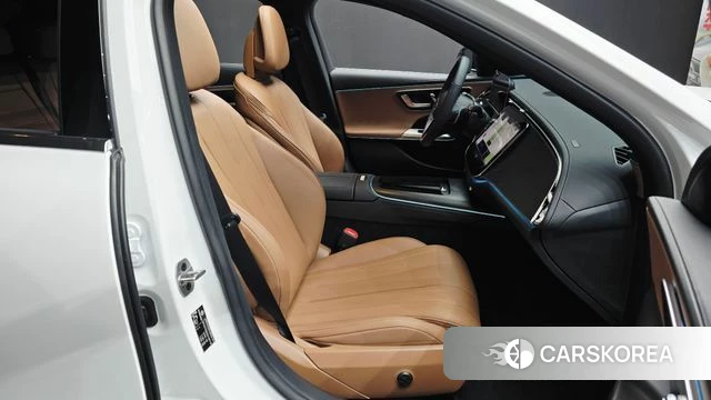 Mercedes-Benz E-Class W214 2025 Белый из Кореи, фото 3
