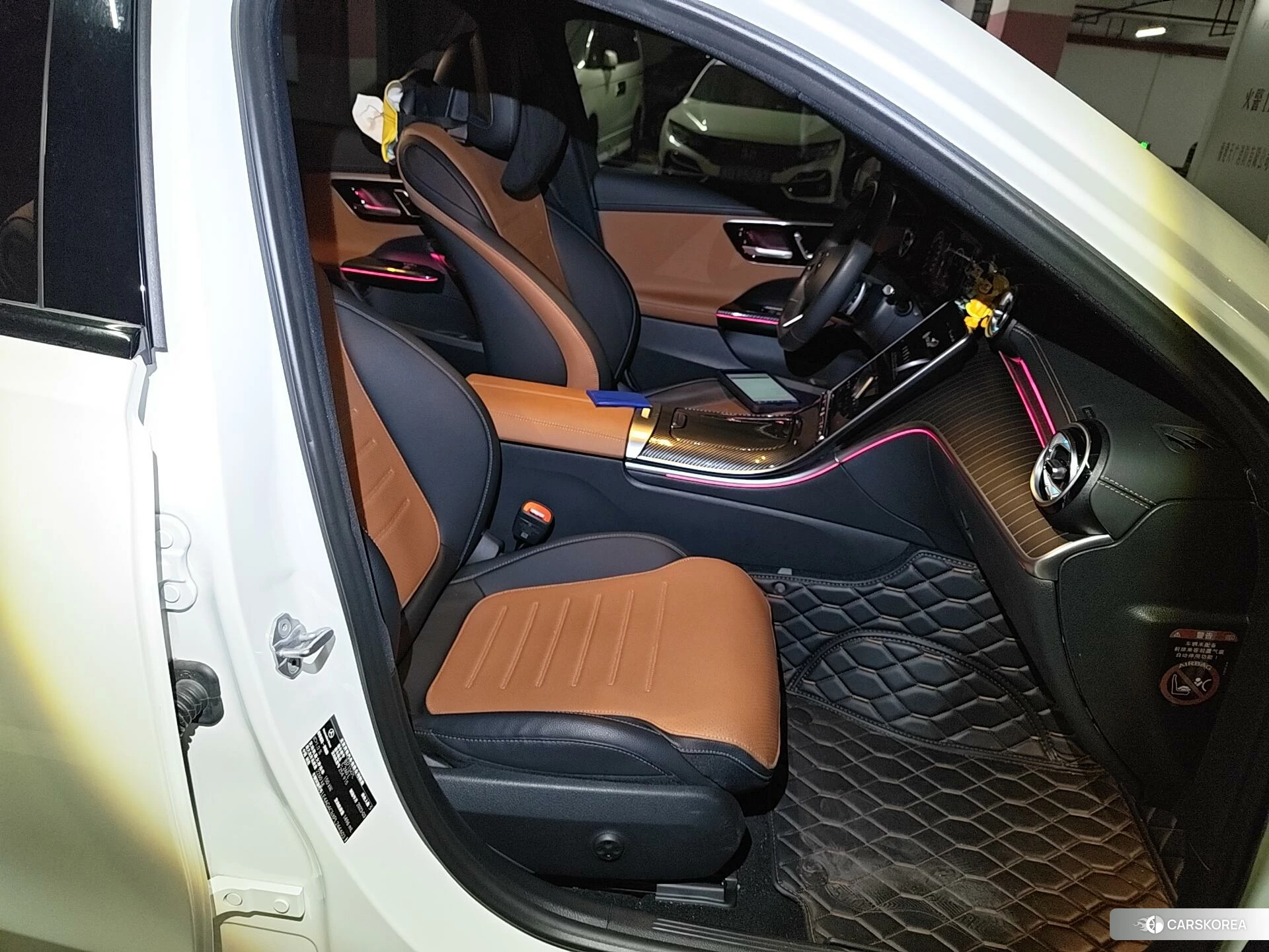 Mercedes-Benz Class C 2023 Белый из Китая, фото 3