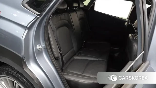 Hyundai Kona 2020 Светло-серебряный цвет из Кореи, фото 3